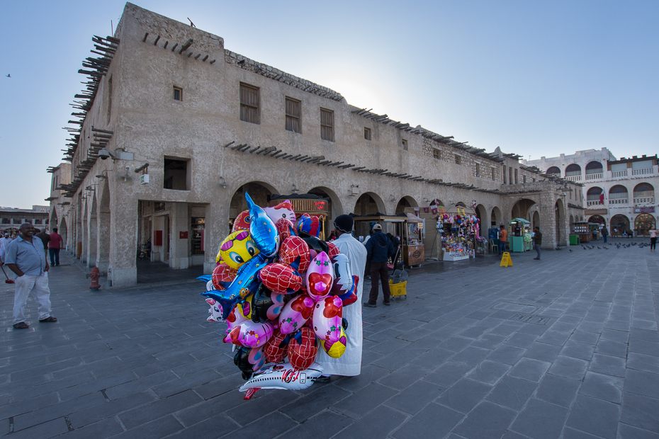  Souk Waqif 0 Katar Nikon D7200 Sigma 10-20mm f/3.5 HSM miejsce publiczne miasto turystyka Miasto niebo rynek miejski ulica atrakcja turystyczna rekreacja festiwal