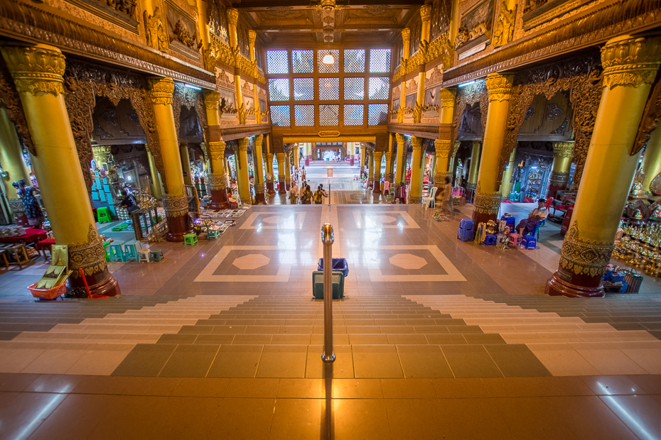  Shwedagon Pagoda Miejsca Nikon D7200 Sigma 10-20mm f/3.5 HSM 0 Myanmar punkt orientacyjny atrakcja turystyczna lekki lobby wolny czas symetria noc wieczór turystyka