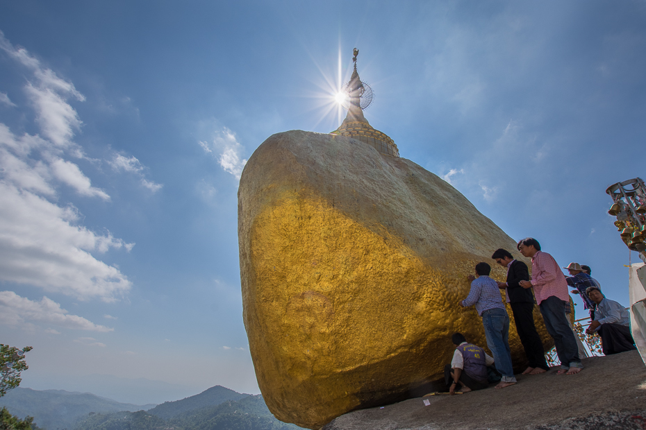  Golden Rock Miejsca Nikon D7200 Sigma 10-20mm f/3.5 HSM 0 Myanmar niebo skała górzyste formy terenu Góra turystyka wzgórze Chmura krajobraz