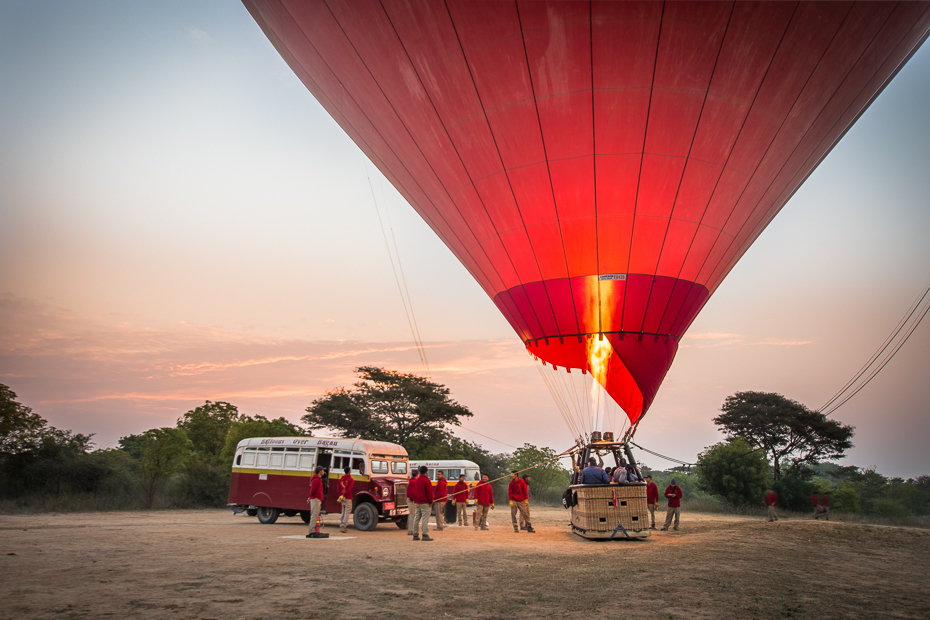  Baloons over Bagan Miejsca Nikon D7200 Sigma 10-20mm f/3.5 HSM 0 Myanmar latanie balonem balon na gorące powietrze czerwony niebo atmosfera ziemi ranek Chmura wieczór zachód słońca turystyka