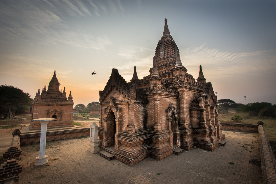  Bagan Miejsca Nikon D7200 Sigma 10-20mm f/3.5 HSM 0 Myanmar historyczna Strona niebo Historia starożytna Strona archeologiczna gruzy świątynia historia Świątynia hinduska Ściana ranek