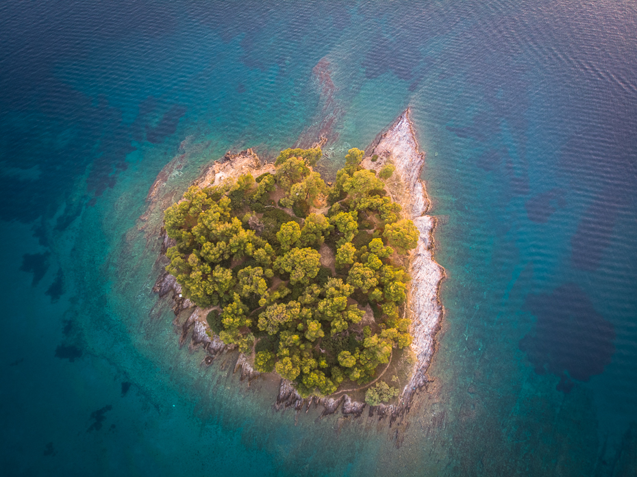  Chalkidiki 0 Grecja Mavic Air woda morze rafa formy przybrzeżne i oceaniczne Rafa koralowa Podwodny Biologia morska Fotografia lotnicza organizm wysepka