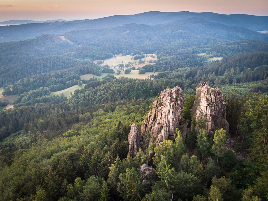  Sokolik 0 Mavic Air górzyste formy terenu Góra pustynia drzewo zamontuj scenerię grzbiet rezerwat przyrody Park Narodowy skarpa wzgórze