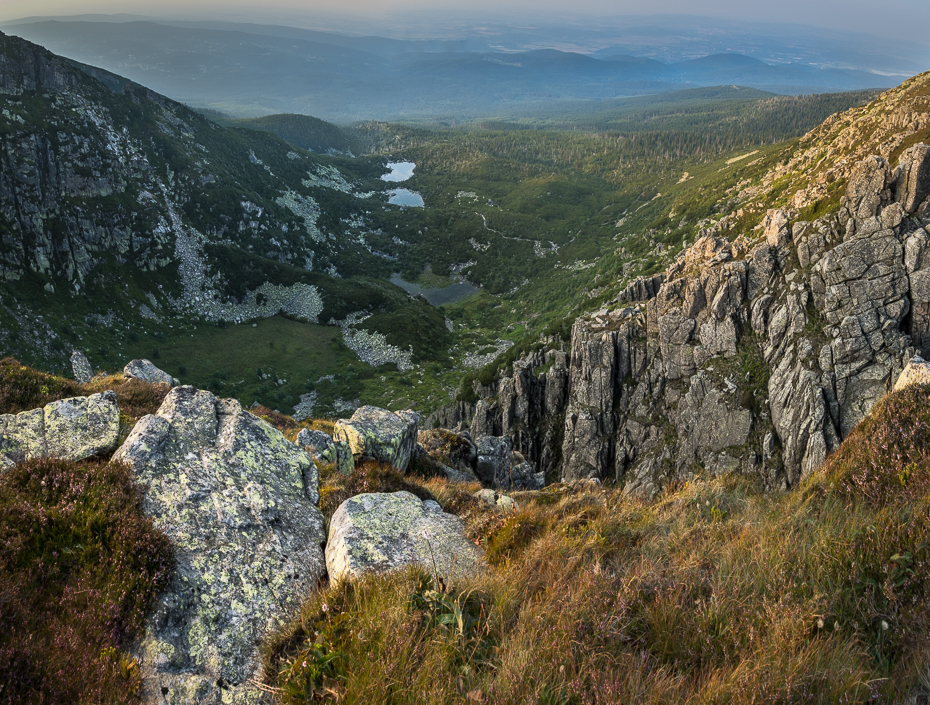  Śnieżne Kotły Karkonosze Nikon D7200 AF-S Zoom-Nikkor 17-55mm f/2.8G IF-ED pustynia Góra górzyste formy terenu średniogórze skała niebo rezerwat przyrody spadł Park Narodowy pasmo górskie