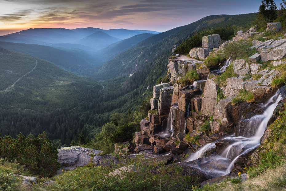  Pancavsky Wodospad Karkonosze Nikon D7200 AF-S Zoom-Nikkor 17-55mm f/2.8G IF-ED Natura pustynia górzyste formy terenu Góra niebo woda drzewo średniogórze wodospad Park Narodowy