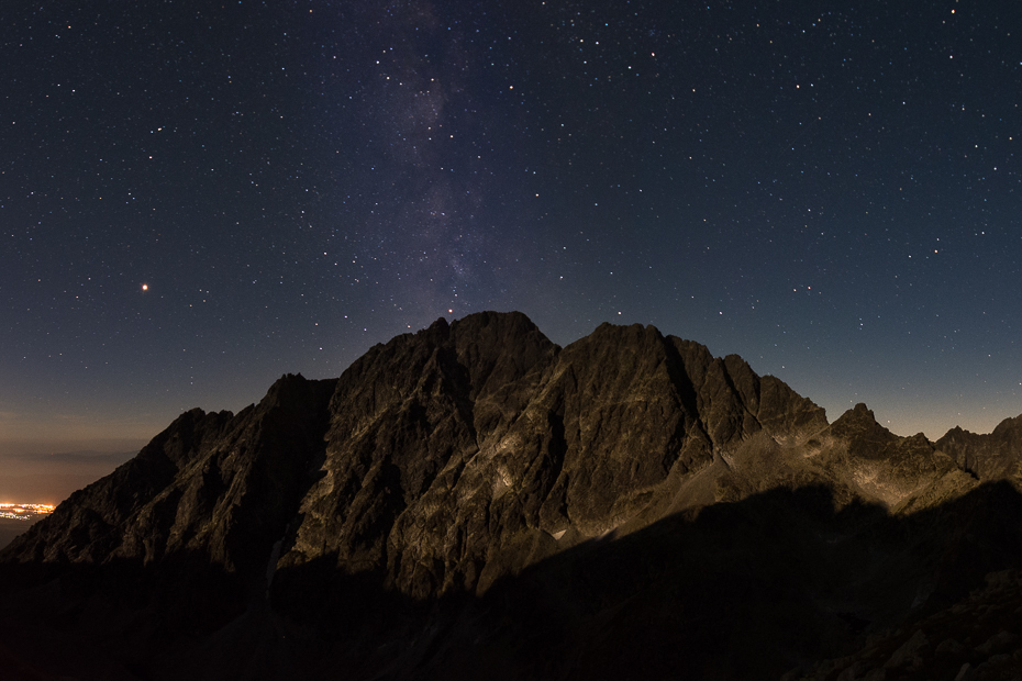  Gerlach Tatry Nikon D7200 Sigma 10-20mm f/3.5 HSM niebo Natura atmosfera noc Góra pasmo górskie zjawisko geologiczne obiekt astronomiczny gwiazda ciemność