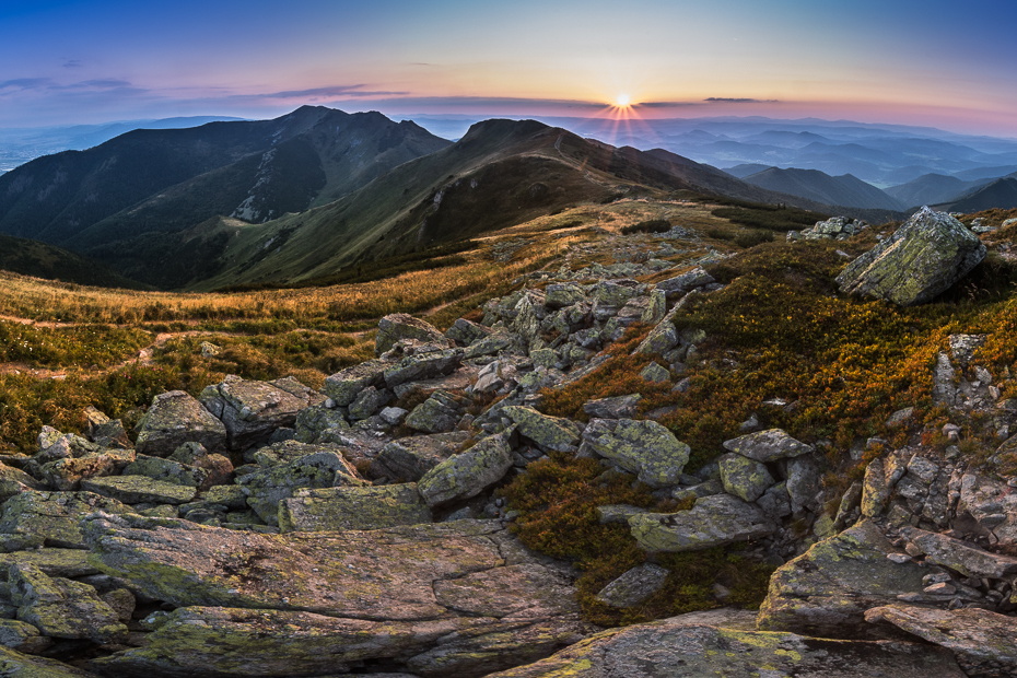  Mała Fatra 0 Mala Nikon D7200 Sigma 10-20mm f/3.5 HSM pustynia Góra średniogórze górzyste formy terenu niebo grzbiet spadł skała tundra wzgórze