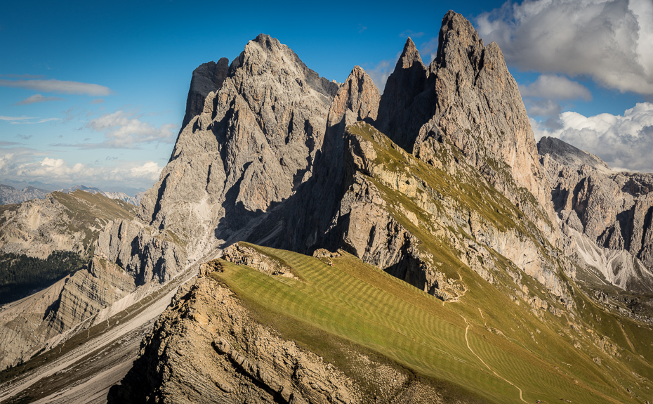  Seceda 0 Dolomity Nikon D7200 Nikkor 50mm f/1.8D górzyste formy terenu pasmo górskie Góra niebo grzbiet pustynia Alpy grań górskie przejście zamontuj scenerię