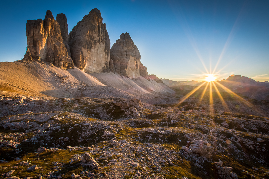  Tre Cime Lavaredo 0 Dolomity Nikon D7200 Sigma 10-20mm f/3.5 HSM górzyste formy terenu niebo pustynia Góra Badlands skała pasmo górskie Park Narodowy ranek średniogórze