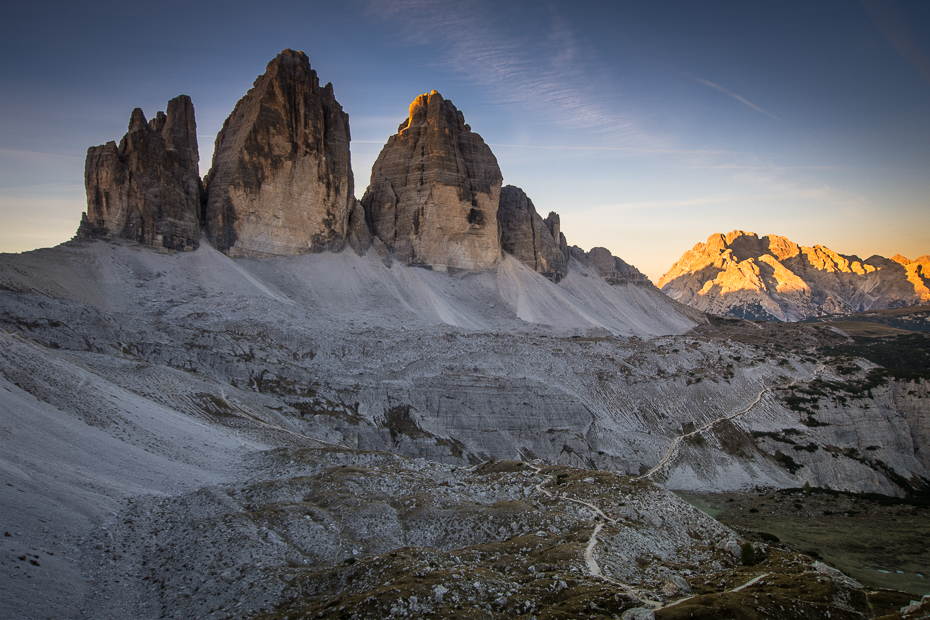  Tre Cime Lavaredo 0 Dolomity Nikon D7200 Sigma 10-20mm f/3.5 HSM górzyste formy terenu Góra pasmo górskie niebo Badlands pustynia skała tworzenie Alpy ranek