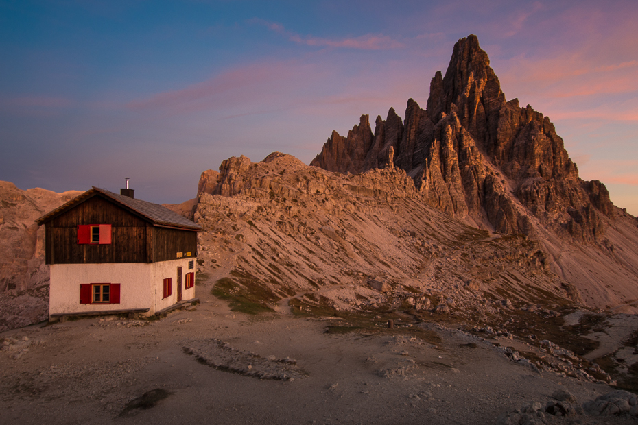  Tre Cime Lavaredo 0 Dolomity Nikon D7200 Sigma 10-20mm f/3.5 HSM niebo górzyste formy terenu Góra pasmo górskie Badlands teren historyczna Strona krajobraz skała geologia