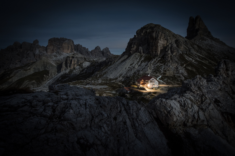  Rifugio Locatelli 0 Dolomity Nikon D7200 Sigma 10-20mm f/3.5 HSM Góra zjawisko geologiczne niebo skała zrzut ekranu ciemność atmosfera teren krajobraz tworzenie