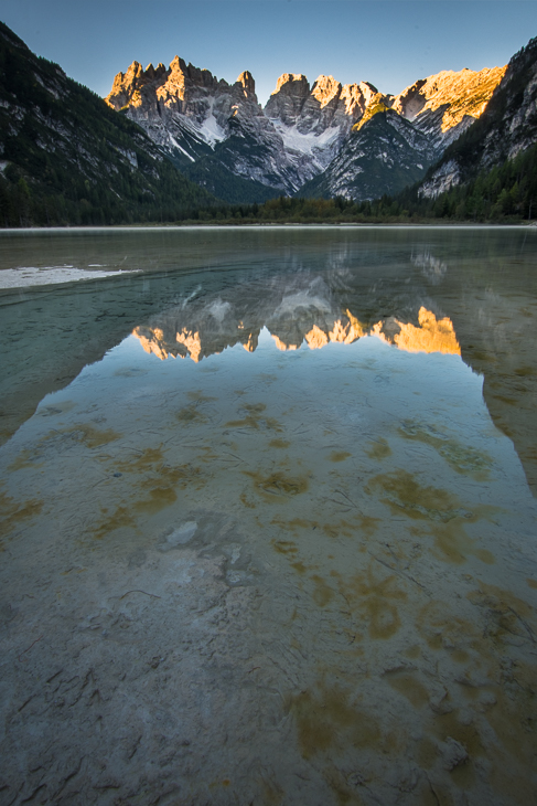  Lago Landro 0 Dolomity Nikon D7200 Sigma 10-20mm f/3.5 HSM odbicie Natura woda górzyste formy terenu niebo Góra pustynia pasmo górskie jezioro ranek