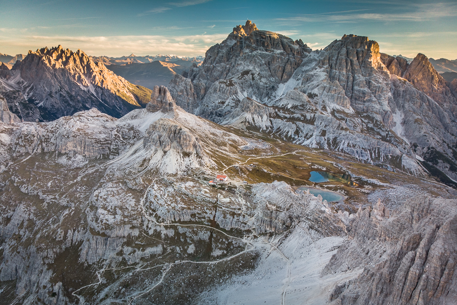  Tre Cime Lavaredo 0 Dolomity Mavic Air górzyste formy terenu Góra pasmo górskie niebo pustynia zimowy Badlands grzbiet Alpy śnieg