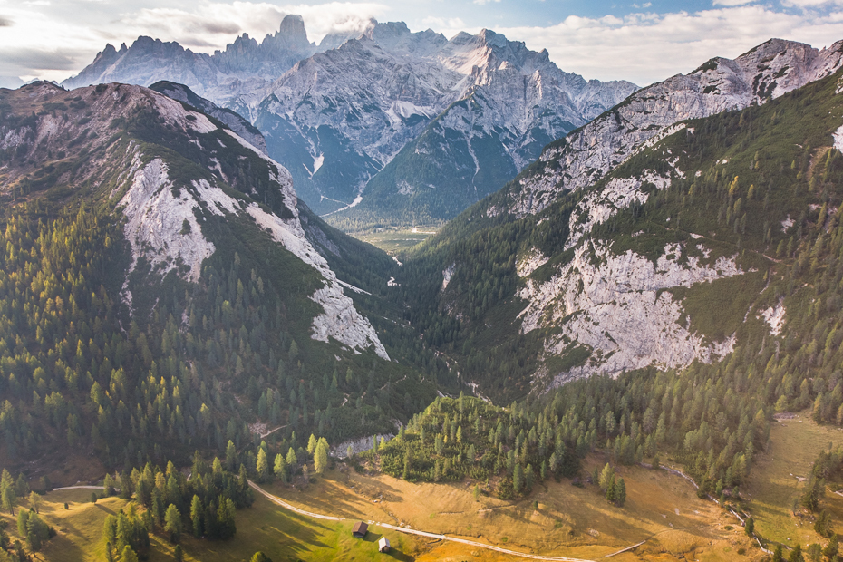  Prato Piazza 0 Dolomity Mavic Air górzyste formy terenu Góra pasmo górskie pustynia dolina zamontuj scenerię górskie przejście średniogórze grzbiet masyw górski