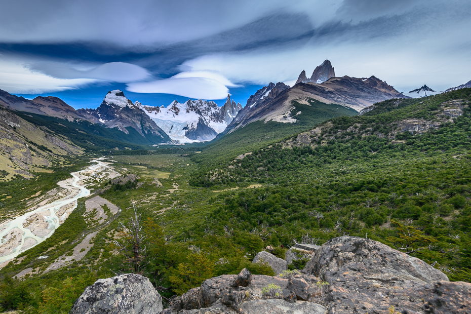  Cerro Torre Argentyna Nikon Nikkor 24-70mm f/4 0 Patagonia górzyste formy terenu Góra pasmo górskie średniogórze Natura pustynia Naturalny krajobraz grzbiet niebo dolina