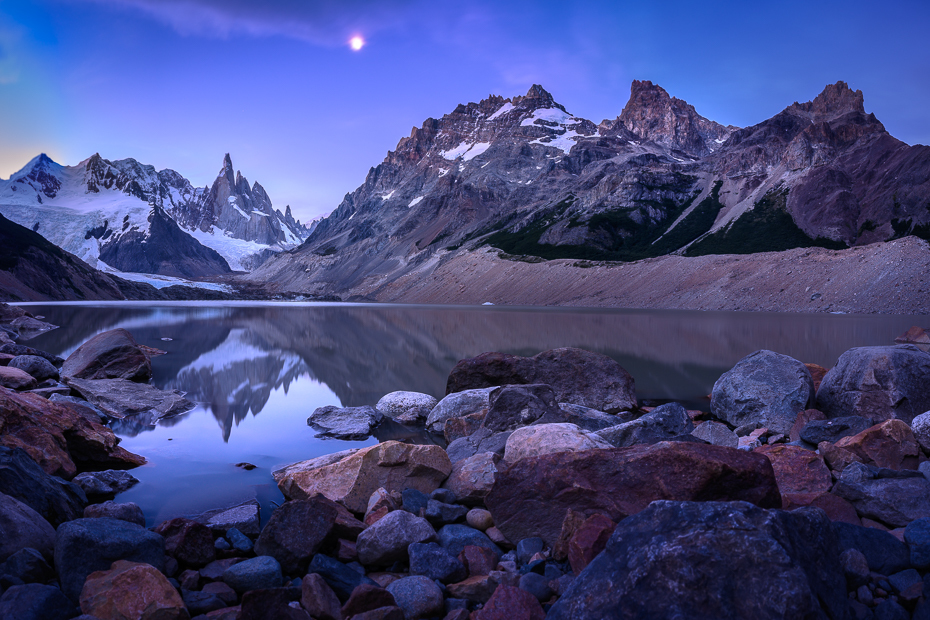  Cerro Torre Argentyna Nikon Nikkor 24-70mm f/4 0 Patagonia górzyste formy terenu Góra Natura Naturalny krajobraz pasmo górskie odbicie niebo pustynia Alpy jezioro