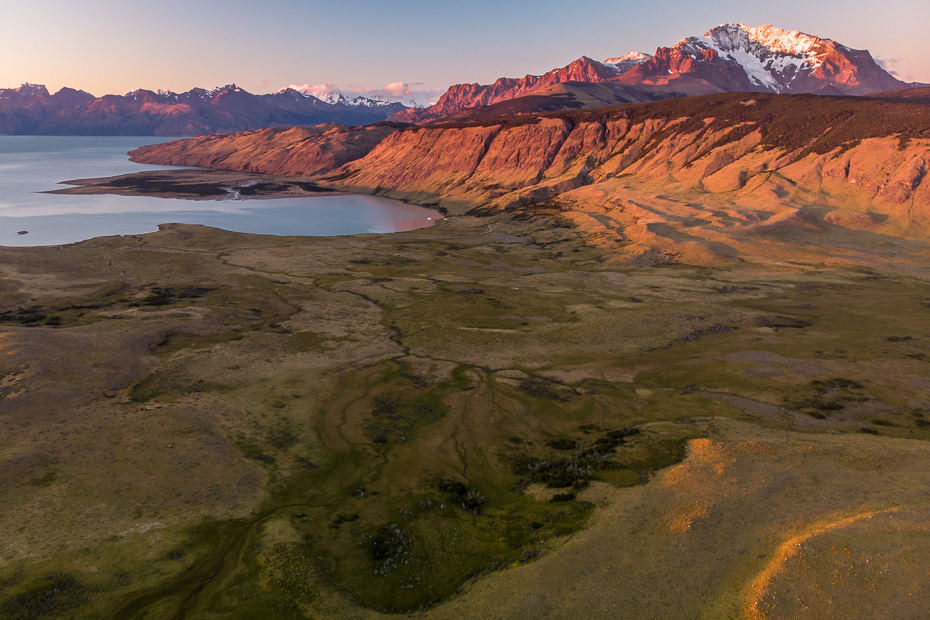  Cerro Grande Argentyna Mavic Air 0 Patagonia Natura górzyste formy terenu Naturalny krajobraz Góra pustynia niebo geologia skała Wybrzeże średniogórze