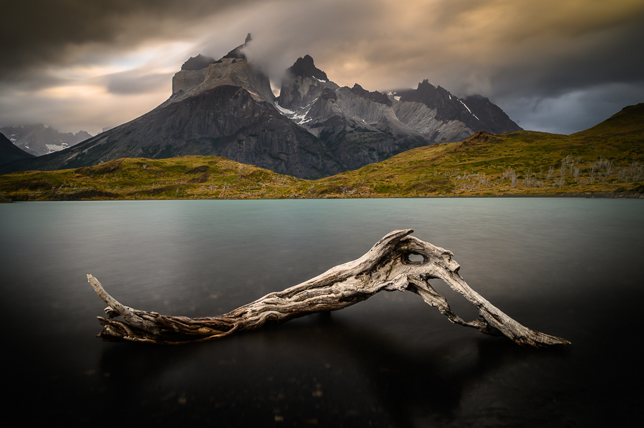  Torres del Paine Chile Nikon Nikkor 24-70mm f/4 0 Patagonia Natura Naturalny krajobraz Góra górzyste formy terenu woda niebo drewno średniogórze odbicie pustynia