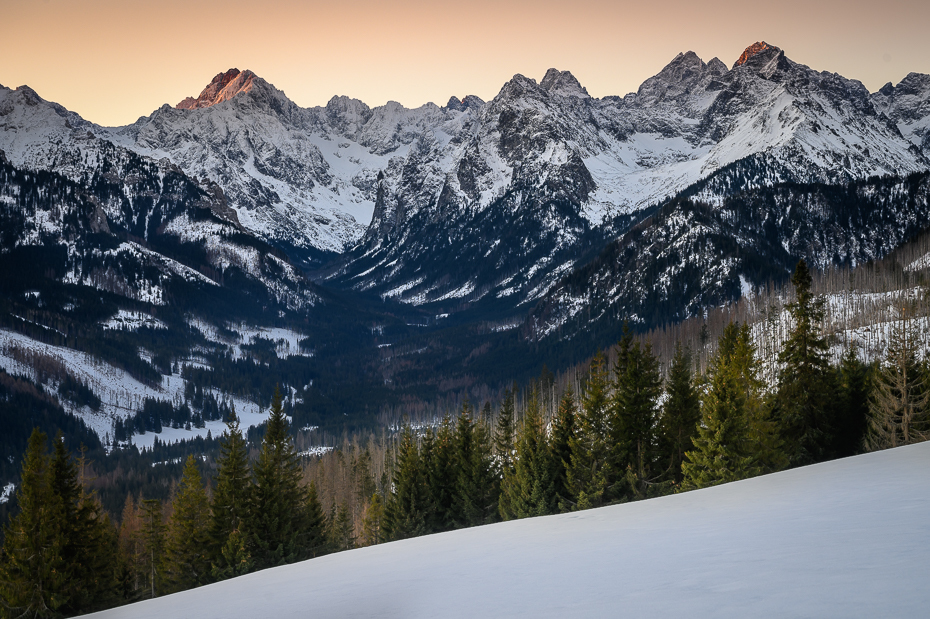  Rusinowa polana Tatry Nikon Nikkor 24-70mm f/4 górzyste formy terenu Góra śnieg pasmo górskie Natura niebo zimowy pustynia Alpy grzbiet