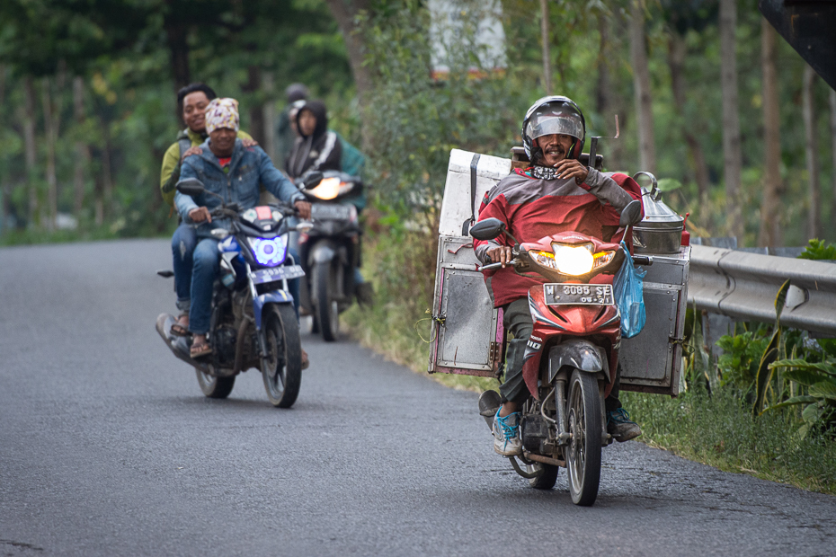  Ulica 2019 Indonezja Nikon D7200 AF-S Nikkor 70-200mm f/2.8G