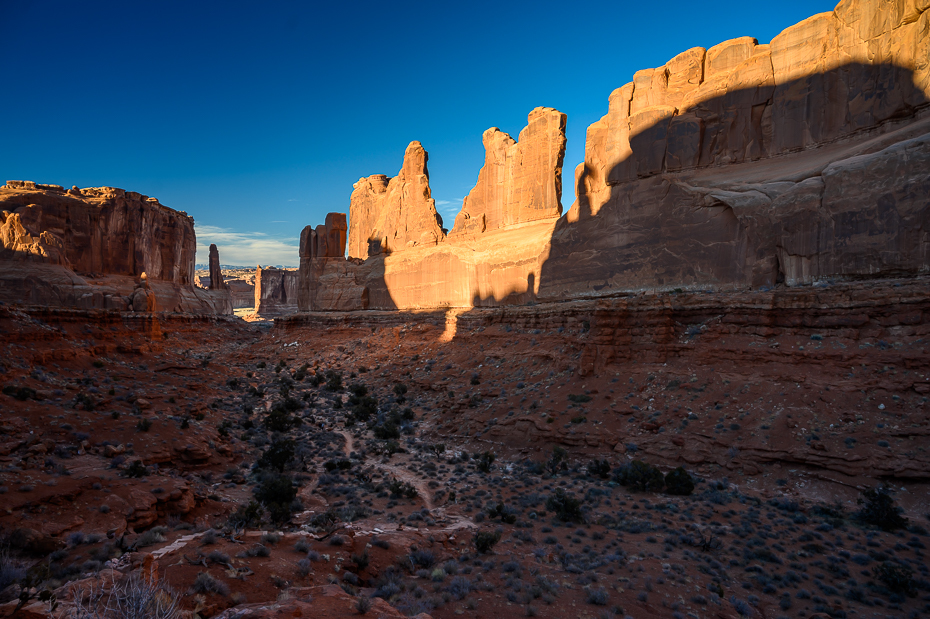  Gra cieni Arches Nikon Nikkor 24-70mm f/4 2020 USA