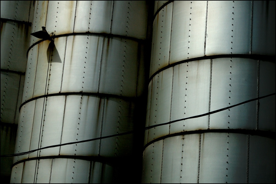  Silos Krajobraz Nikon D70 AF-S Zoom-Nikkor 18-70mm f/3.5-4.5G IF-ED Etiopia 0 Struktura architektura linia tekstura światło dzienne kąt metal budynek symetria wzór