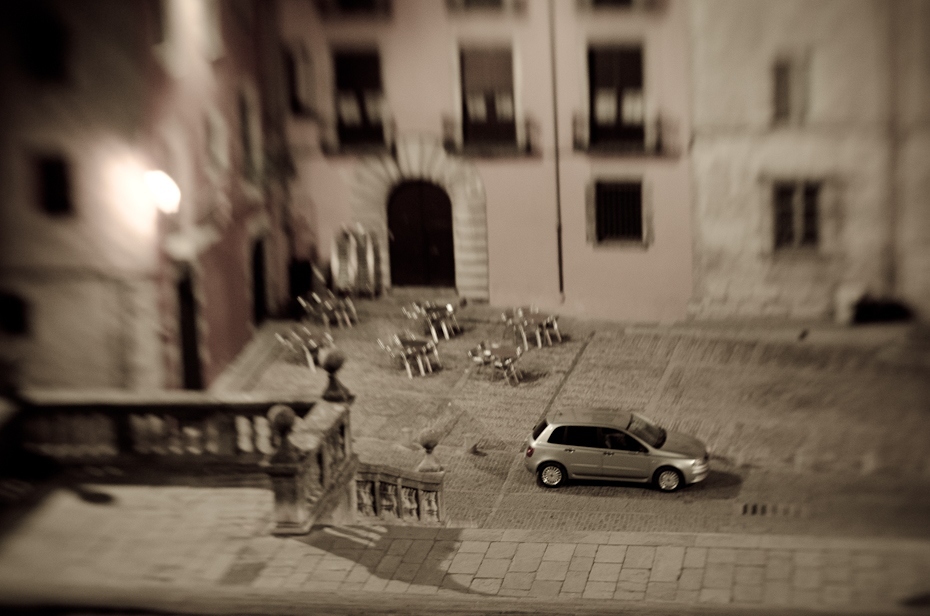  Girona Lens Baby Nikon D300 Lensbaby Hiszpania 0 czarny fotografia samochód czarny i biały fotografia monochromatyczna migawka pojazd monochromia projektowanie motoryzacyjne