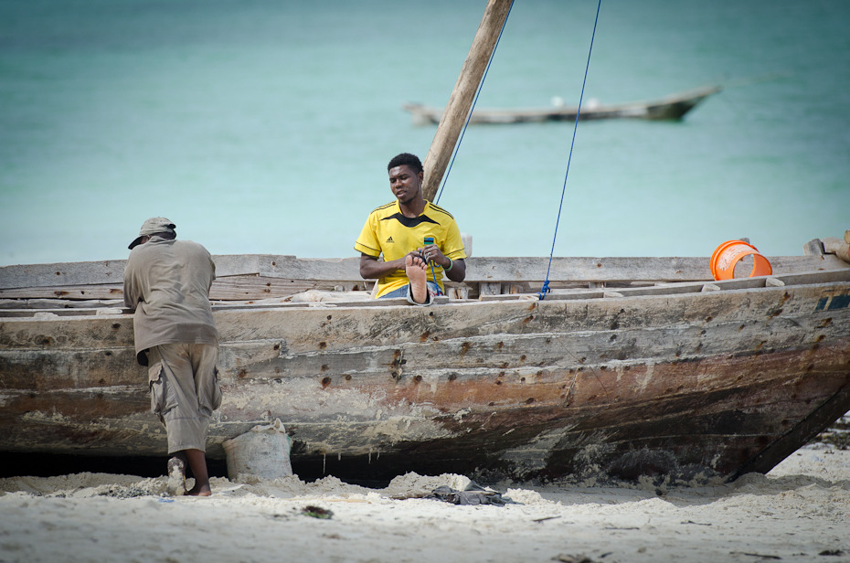  Życie codzienne Klimaty Nikon D7000 AF-S Nikkor 70-200mm f/2.8G Zanzibar 0 woda morze transport wodny łódź pojazd drewno ocean jednostki pływające rekreacja piasek