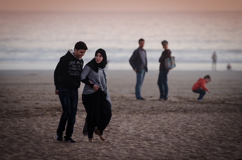  Spacerujący plaży Agadir Nikon D7000 AF-S Nikkor 70-200mm f/2.8G Maroko 0 ludzie morze fotografia plaża zbiornik wodny człowiek niebo zabawa wakacje piasek