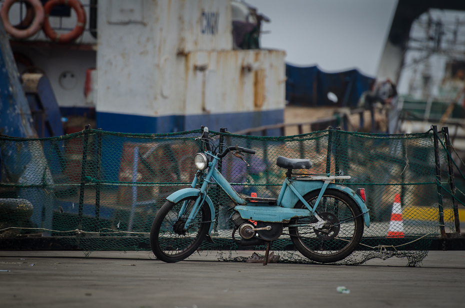  Skuter Port Agadir Nikon D7000 AF-S Nikkor 70-200mm f/2.8G Maroko 0 pojazd lądowy samochód rower pojazd rodzaj transportu transport ulica Droga motocykl obszar miejski