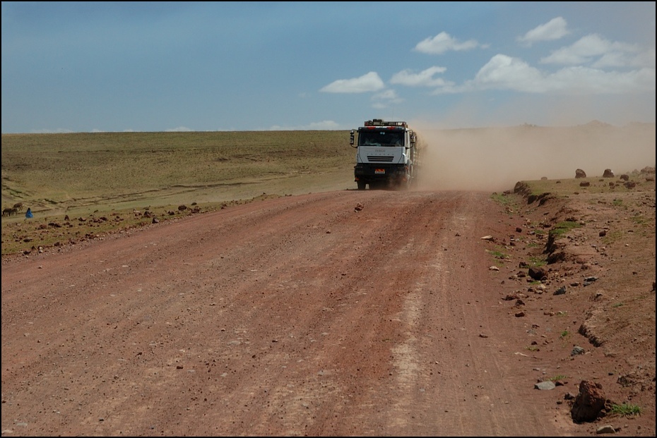  Kurz Nikon D70 AF-S Zoom-Nikkor 18-70mm f/3.5-4.5G IF-ED Etiopia 0 Droga gleba pustynia ekosystem droga polna rodzaj transportu eoliczny krajobraz Równina pojazd