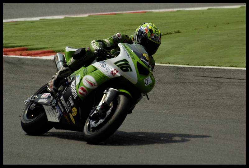  #116 Monza Superbike monza superbike corona extra shark Nikon D70 Sigma APO 70-300mm f/4-5.6 Macro Sport Grand Prix wyścigi motocyklowe wyścigi tor wyścigowy Wyścigi superbike motocykl wyścig motocyklowy wyścigi drogowe miejsce sportowe motocykli kask