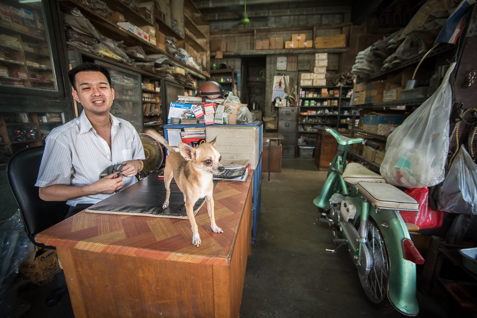  Sklep motoryzacyjny Small business nikon d750 Sigma 15-30mm f/3.5-4.5 Aspherical Tajlandia 0