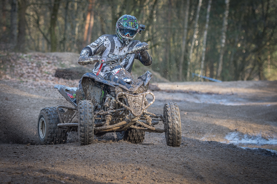  Red 0 Nikon D7200 AF-S Nikkor 70-200mm f/2.8G 4x4 wszystkie pojazdy terenowe gleba poza trasami pojazd błoto motocross Sporty motorowe endurocross off wyścigi drogowe lesisty teren