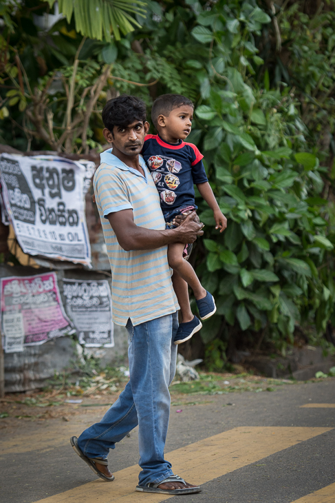  pasach Street Nikon D7200 AF-S Nikkor 70-200mm f/2.8G Sri Lanka 0 Droga infrastruktura drzewo roślina migawka męski fotografia dziewczyna interakcja rekreacja