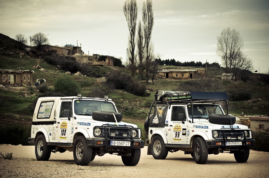  Team and 100: Suzuki Samurai Maroko Nikon D7000 AF-S Nikkor 70-200mm f/2.8G Budapeszt Bamako 0 samochód pojazd pojazd silnikowy transport poza trasami rodzaj transportu Pojazd terenowy sportowy pojazd sportowy na zewnątrz samochodu jeep