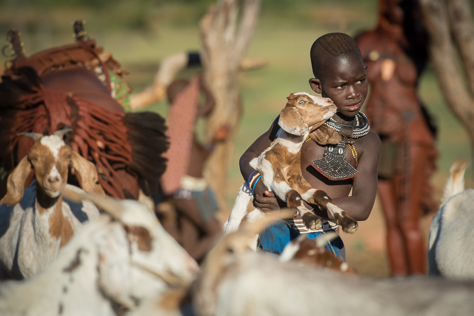  Wioska Himba Nikon D7100 AF-S Nikkor 70-200mm f/2.8G Namibia 0 statuetka