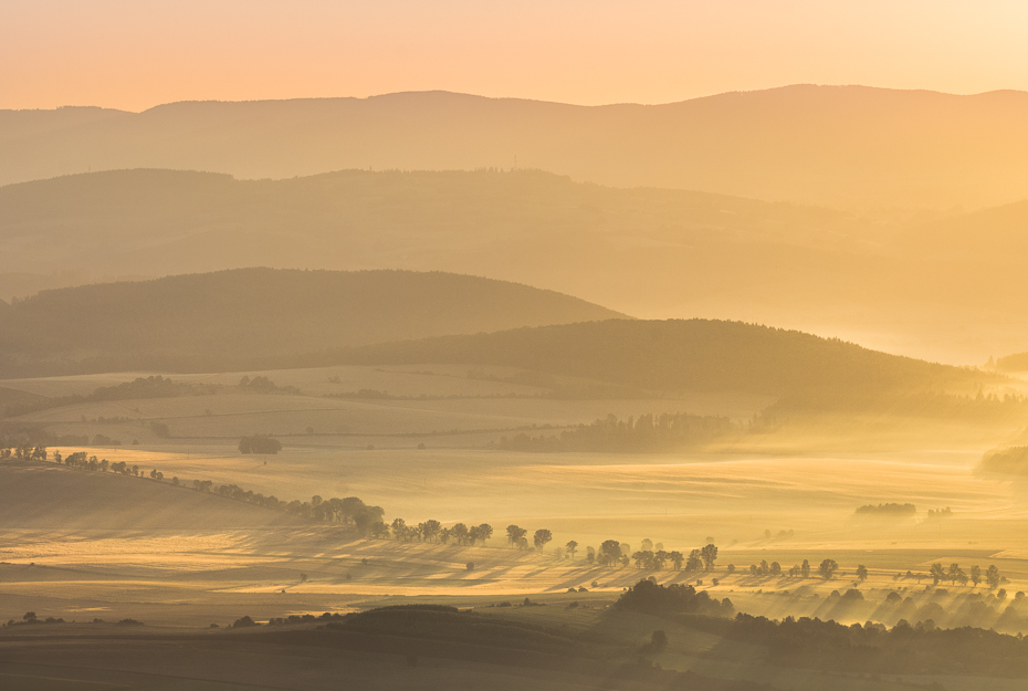  Widok Szczelińca 0 Szczeliniec Wielki Nikon D7200 Nikkor AF-S 70-200 f/4.0G niebo ekosystem horyzont ranek świt wzgórze ecoregion wschód słońca atmosfera piasek