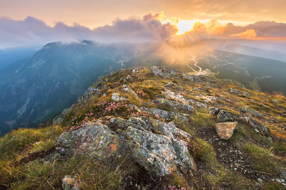  Karkonosze Śnieżka Nikon D7200 Sigma 10-20mm f/3.5 HSM górzyste formy terenu Góra niebo grzbiet pustynia Chmura pasmo górskie zamontuj scenerię spadł atmosfera