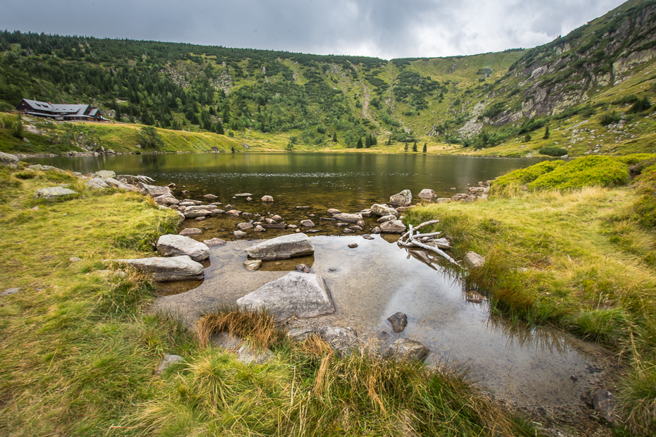  Karkonosze Śnieżka Nikon D7200 Sigma 10-20mm f/3.5 HSM Natura Tarn pustynia woda rezerwat przyrody jezioro średniogórze Góra Bank